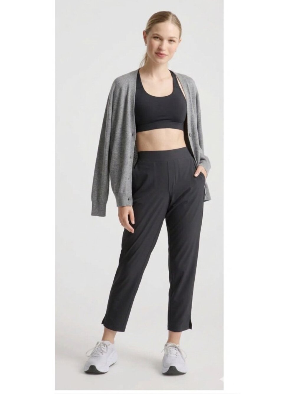 Quince Performance Tech Ankle Pants in Black size S Women's Active Athletic